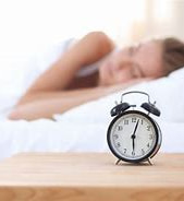 睡眠不足はダイエットに影響する？